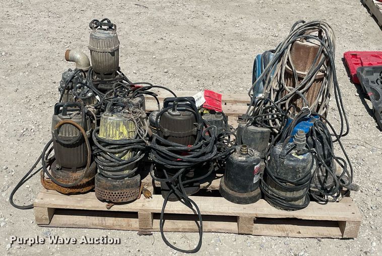 image for item MY9207 (16) submersible pumps