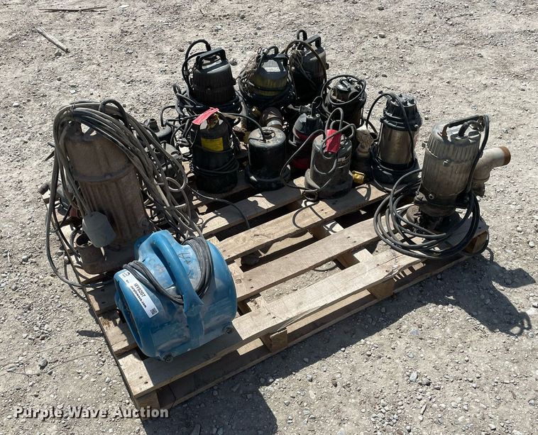 image for item MY9207 (16) submersible pumps