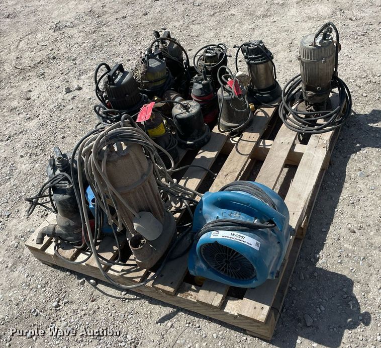 image for item MY9207 (16) submersible pumps