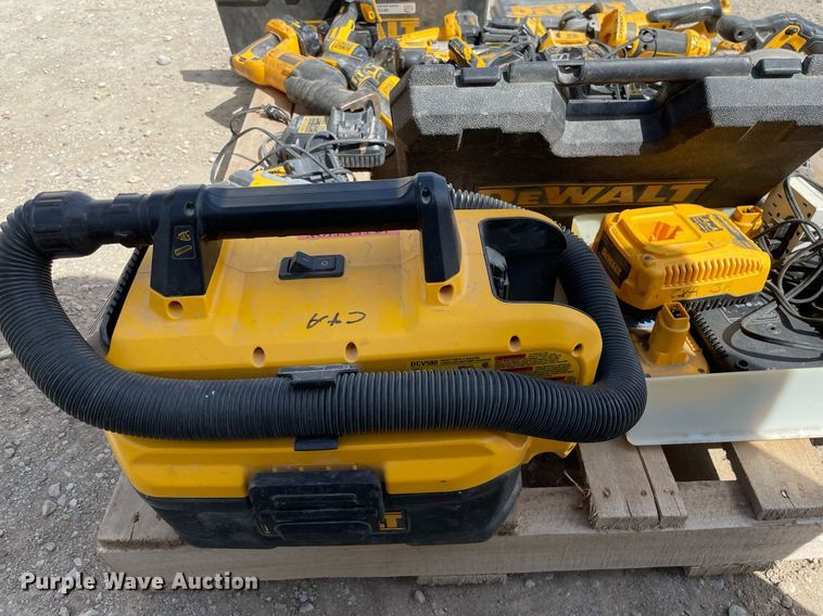 image for item MY9209 DeWalt  tools