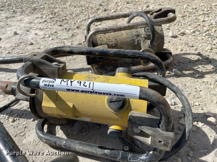 image for item MY9211 (7) concrete vibrators