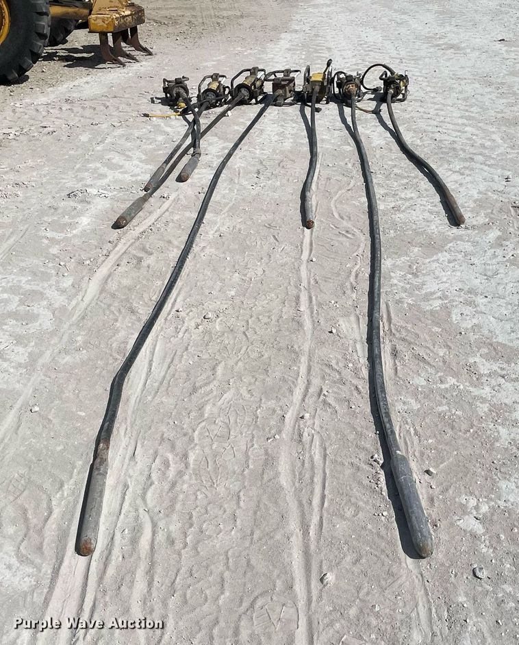 image for item MY9213 (7) concrete vibrators