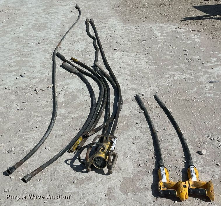 image for item MY9215 (3) concrete vibrators