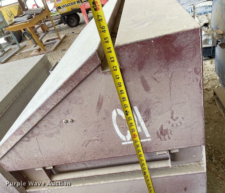 image for item MY9220 (3) toolboxes