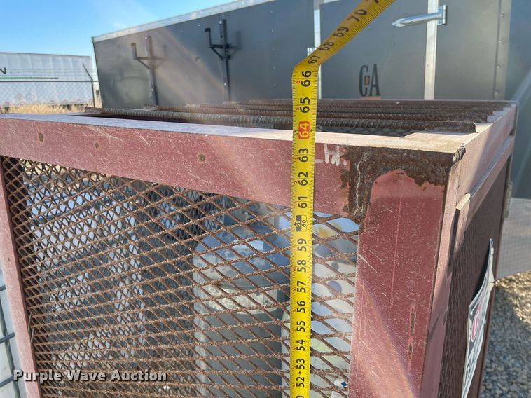 image for item MY9272 (11) propane tanks