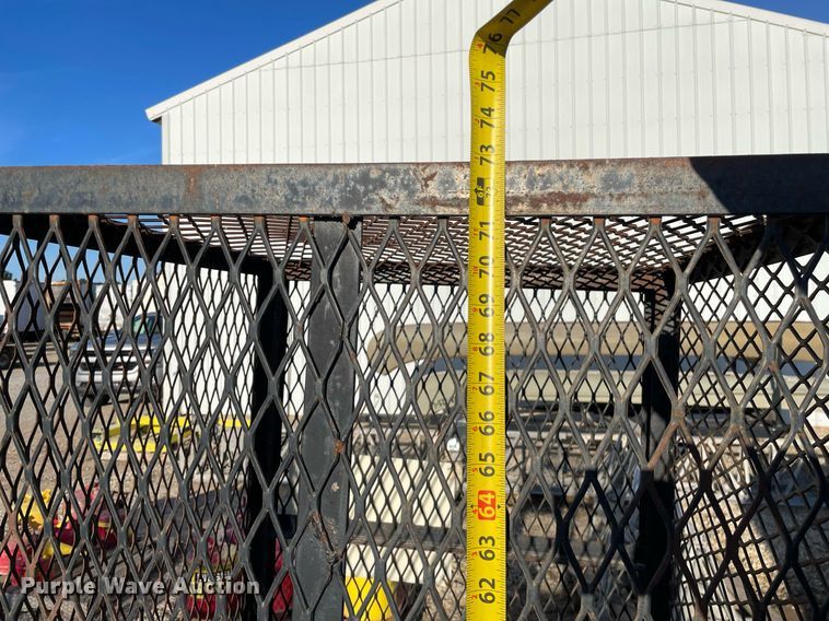 image for item MY9272 (11) propane tanks