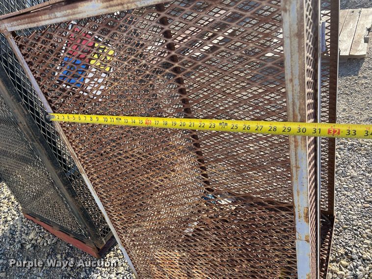 image for item MY9272 (11) propane tanks