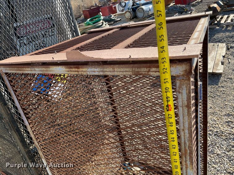 image for item MY9272 (11) propane tanks