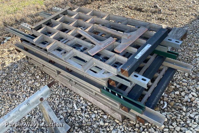 image for item MY9275 (4) concrete stamps