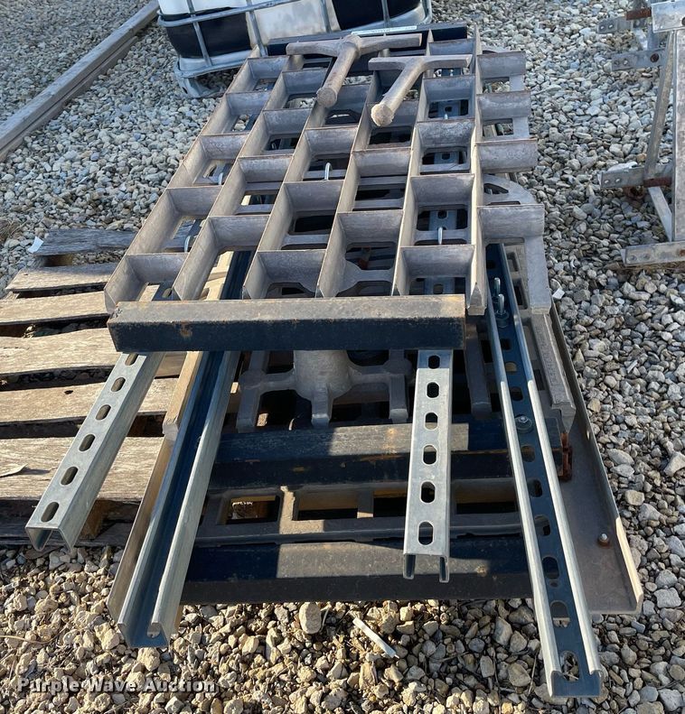 image for item MY9275 (4) concrete stamps