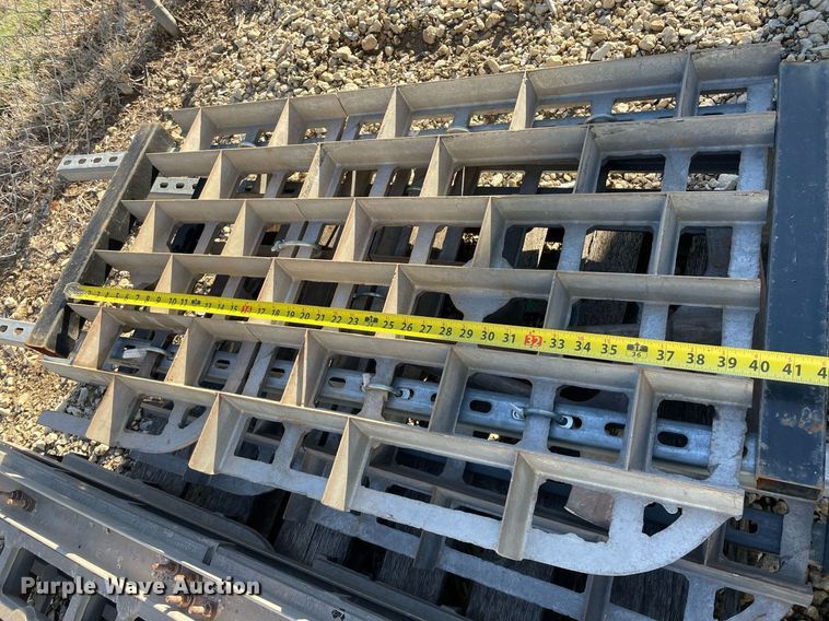 image for item MY9275 (4) concrete stamps