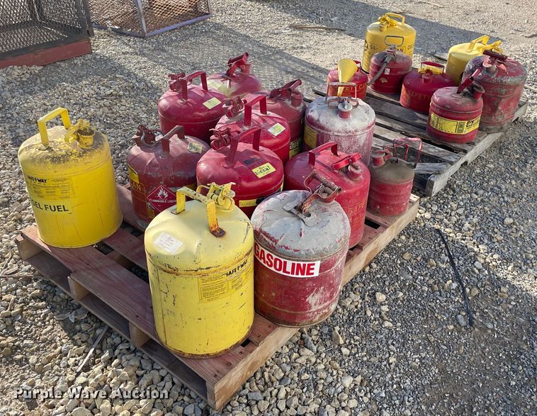 image for item MY9276 (19) fuel cans