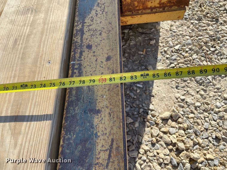 image for item MY9281 2002 Towmaster T-10T  tilt deck equipment trailer