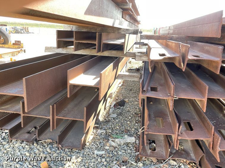 image for item MY9282 I-beams