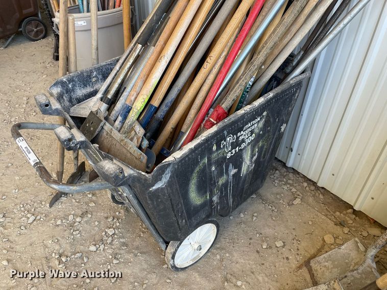 image for item MY9286 Approximately 40 scrapers