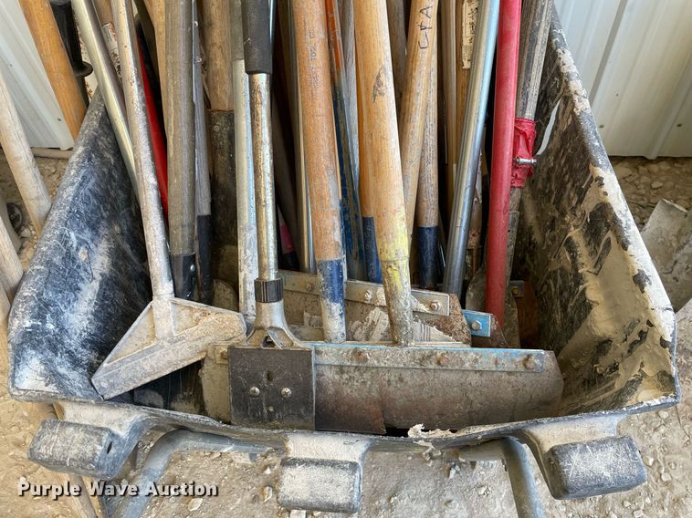 image for item MY9286 Approximately 40 scrapers