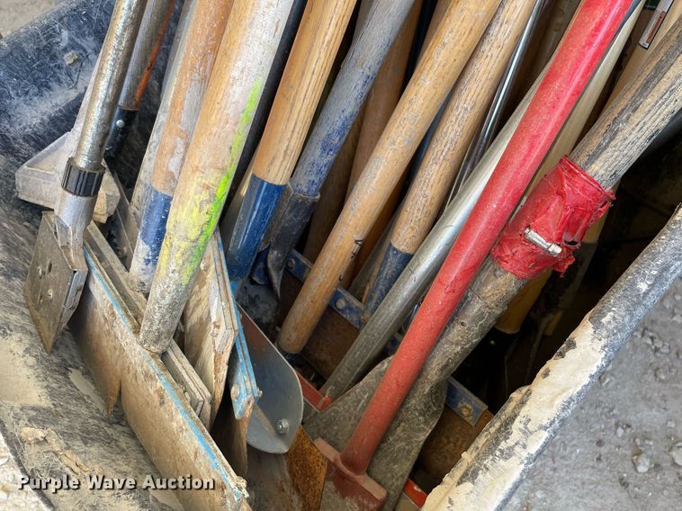 image for item MY9286 Approximately 40 scrapers