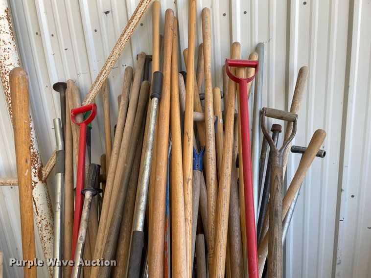 image for item MY9286 Approximately 40 scrapers