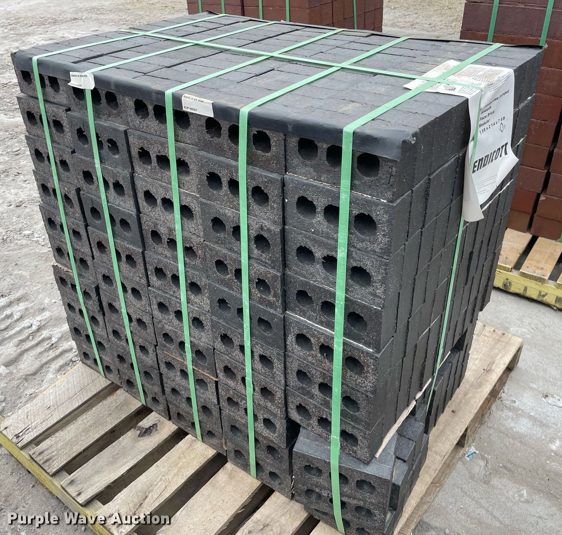 (2) pallets of Endicott Manganese Ironspot bricks in Wichita, KS Item