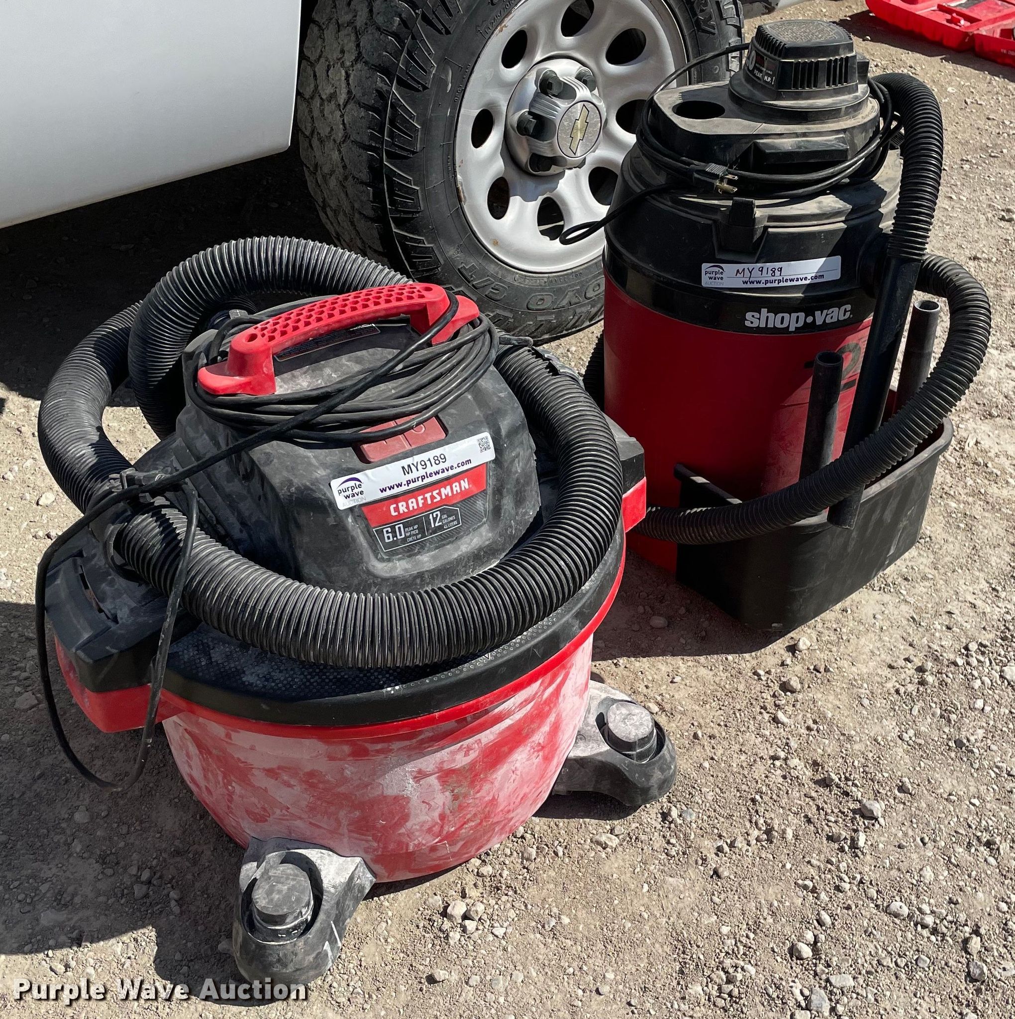 (2) shop vacuums in Wichita, KS Item MY9189 sold Purple Wave