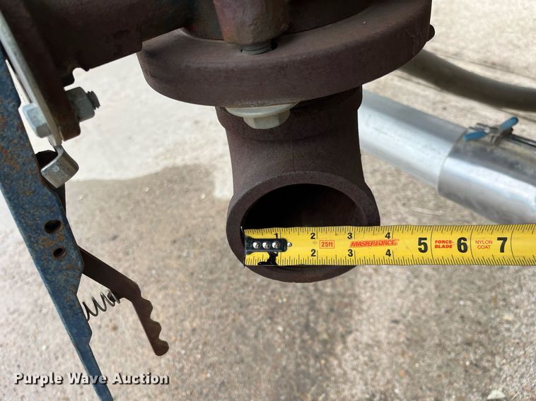 image for item DG5400 1974 Fruehauf  pneumatic dry bulk trailer