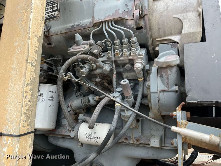 image for item DG5400 1974 Fruehauf  pneumatic dry bulk trailer