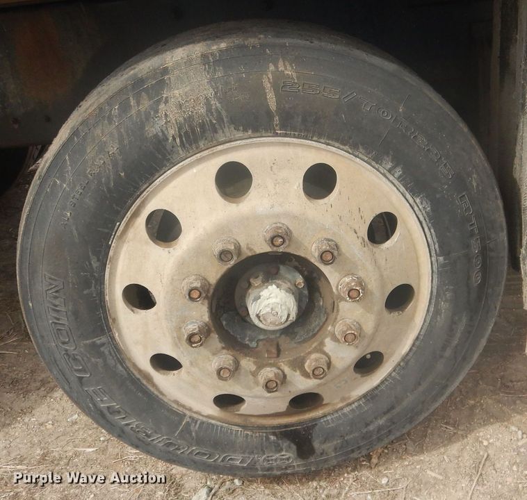 image for item DJ7012 1995 International 9300  dump truck