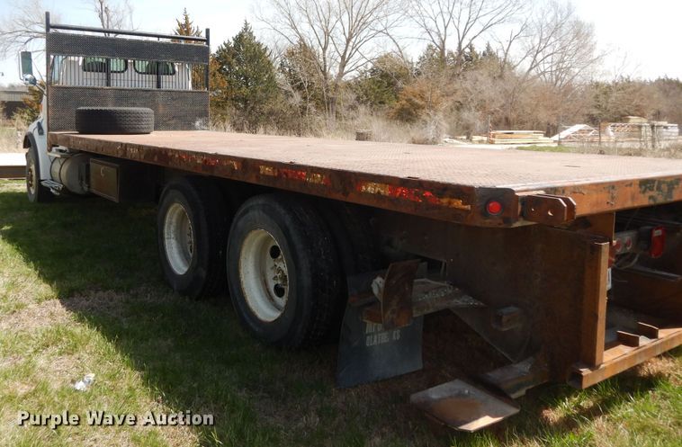 image for item DK1731 2004 Sterling L9500  flatbed truck