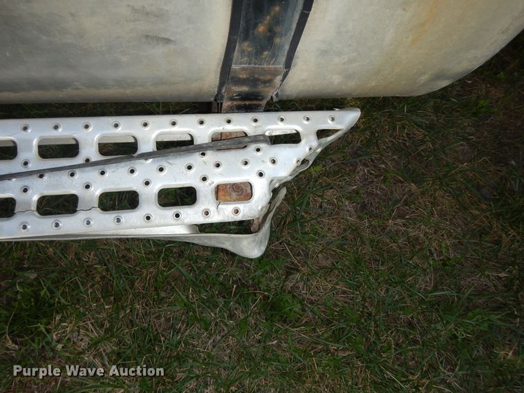 image for item DK1731 2004 Sterling L9500  flatbed truck