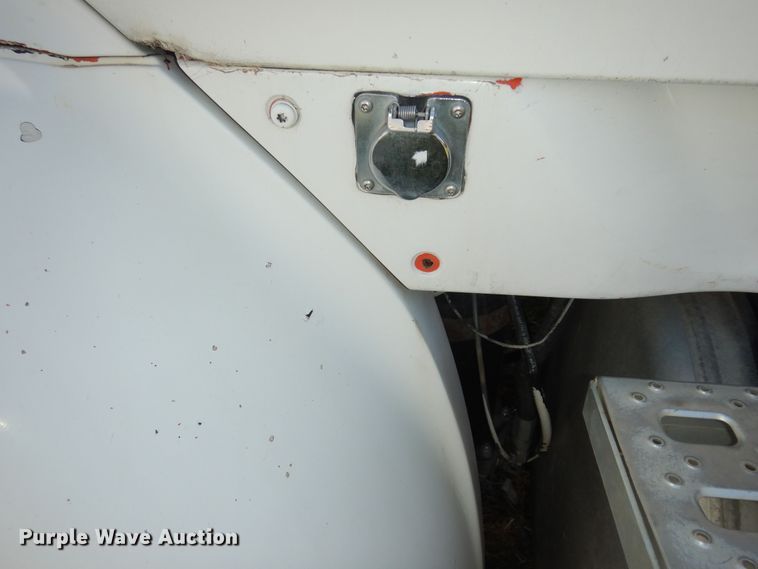 image for item DK1731 2004 Sterling L9500  flatbed truck