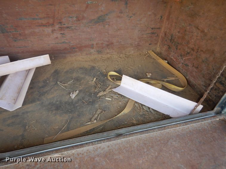 image for item DK1731 2004 Sterling L9500  flatbed truck