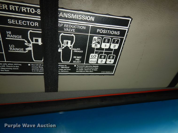 image for item DK1731 2004 Sterling L9500  flatbed truck