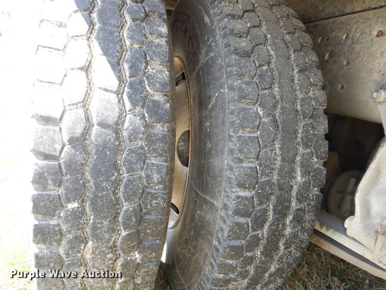 image for item DK1731 2004 Sterling L9500  flatbed truck