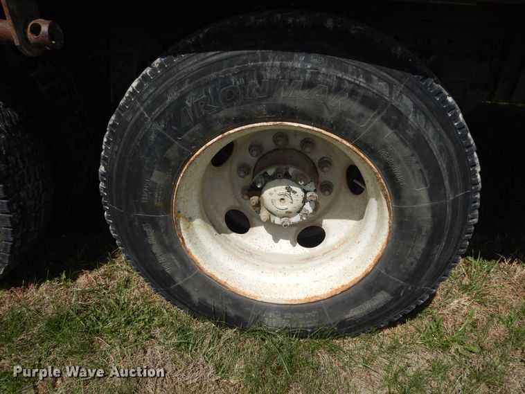 image for item DK1731 2004 Sterling L9500  flatbed truck