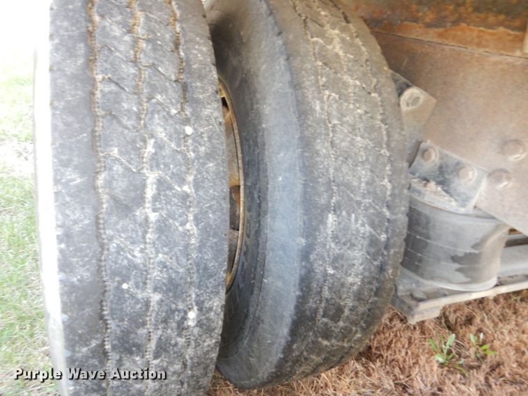 image for item DK1731 2004 Sterling L9500  flatbed truck