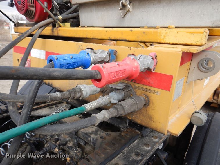 image for item DK5209 1998 Dynaweld 207  lowboy equipment trailer