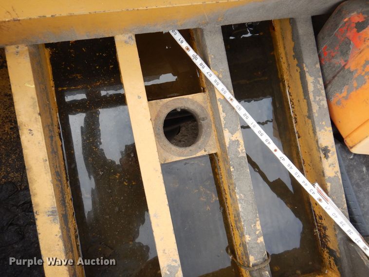 image for item DK5209 1998 Dynaweld 207  lowboy equipment trailer