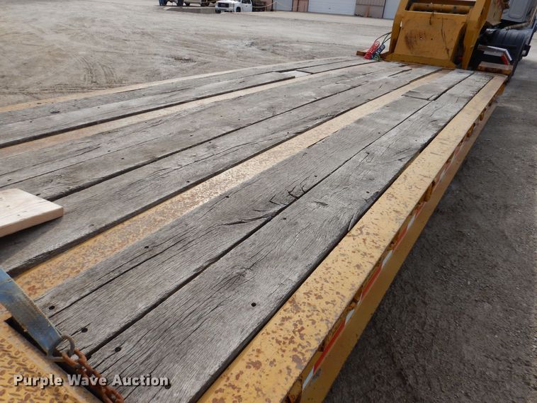 image for item DK5209 1998 Dynaweld 207  lowboy equipment trailer