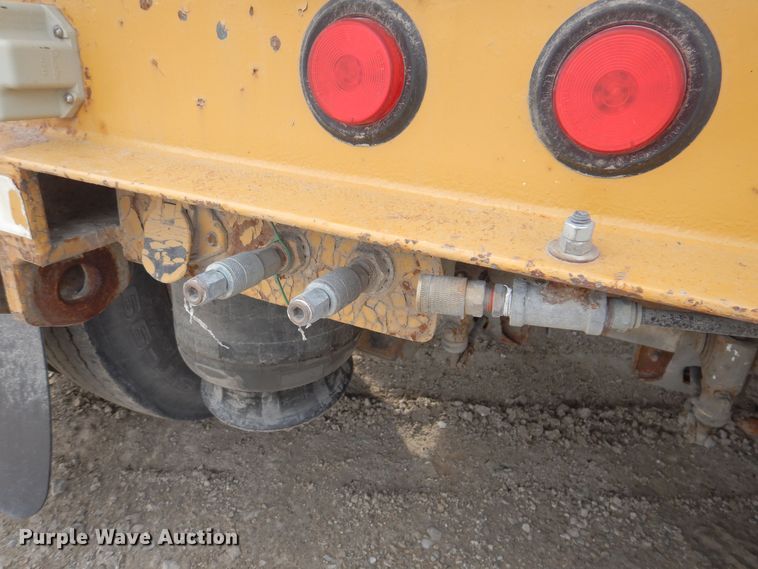 image for item DK5209 1998 Dynaweld 207  lowboy equipment trailer