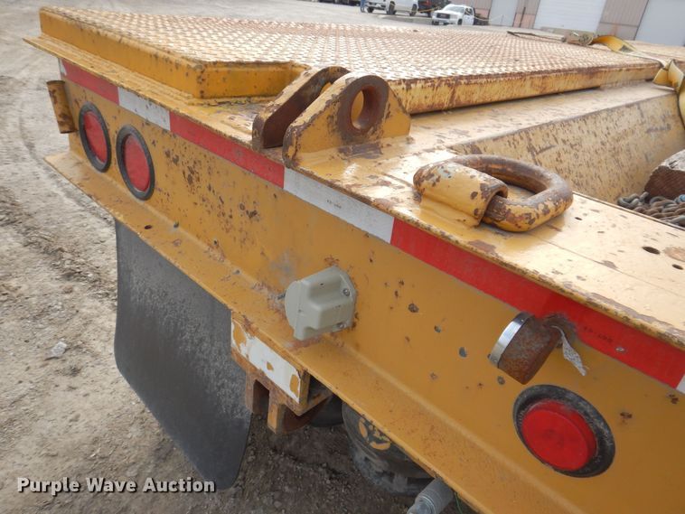 image for item DK5209 1998 Dynaweld 207  lowboy equipment trailer