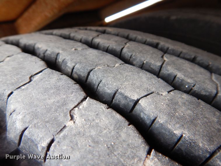 image for item DK5209 1998 Dynaweld 207  lowboy equipment trailer