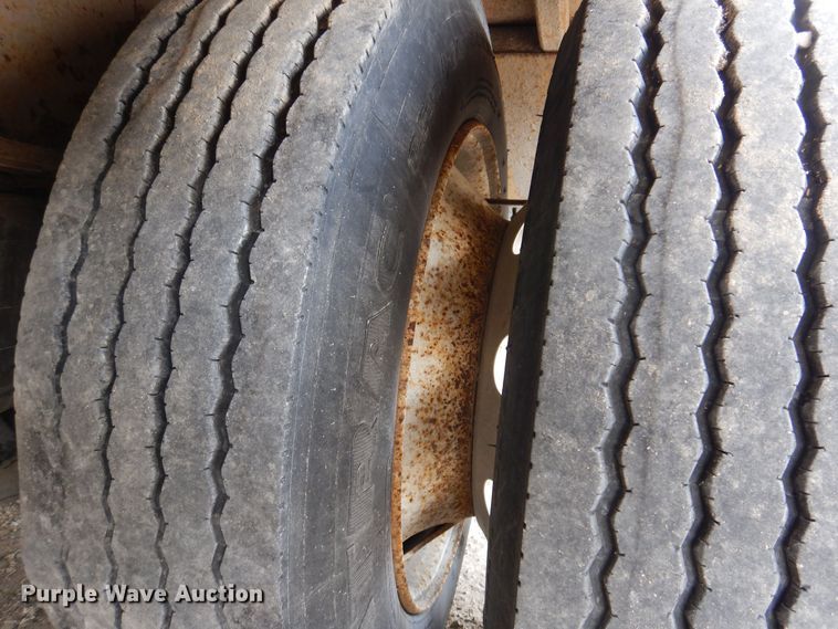 image for item DK5209 1998 Dynaweld 207  lowboy equipment trailer