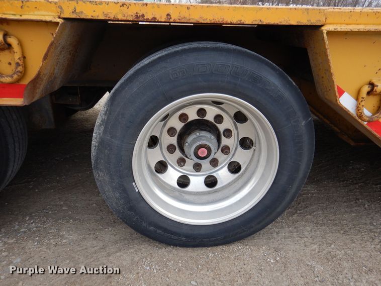 image for item DK5209 1998 Dynaweld 207  lowboy equipment trailer