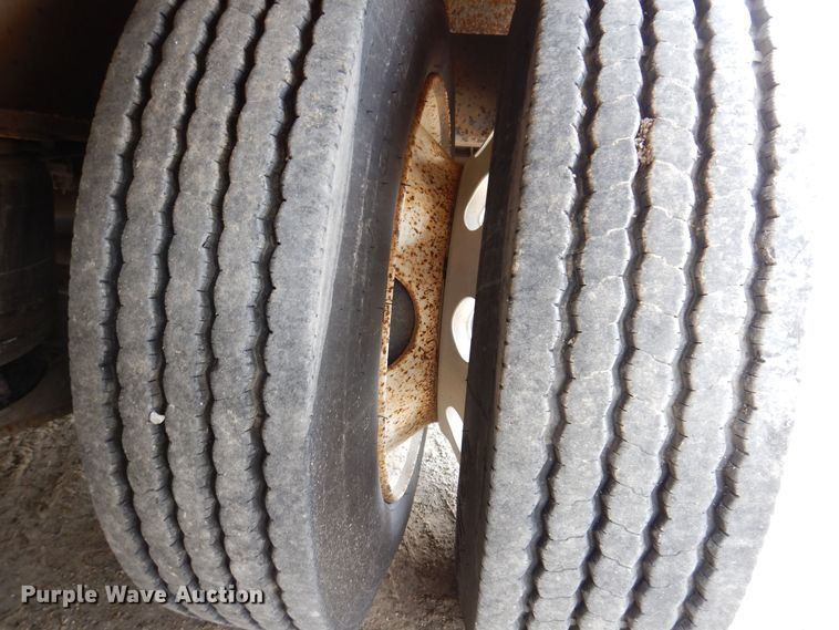 image for item DK5209 1998 Dynaweld 207  lowboy equipment trailer