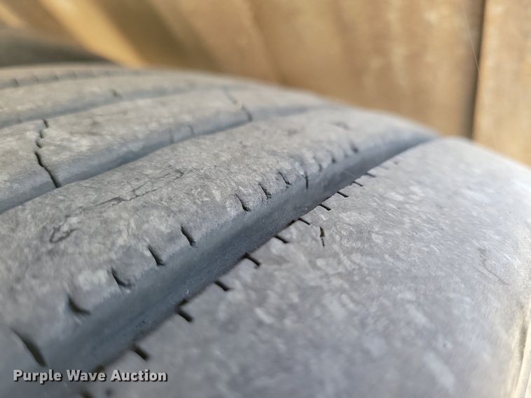 image for item DK5209 1998 Dynaweld 207  lowboy equipment trailer