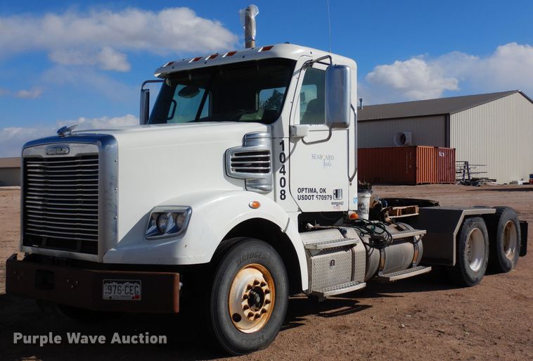 image for item DN6331 2011 Freightliner Coronado  semi truck