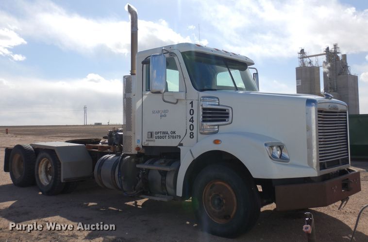 image for item DN6331 2011 Freightliner Coronado  semi truck