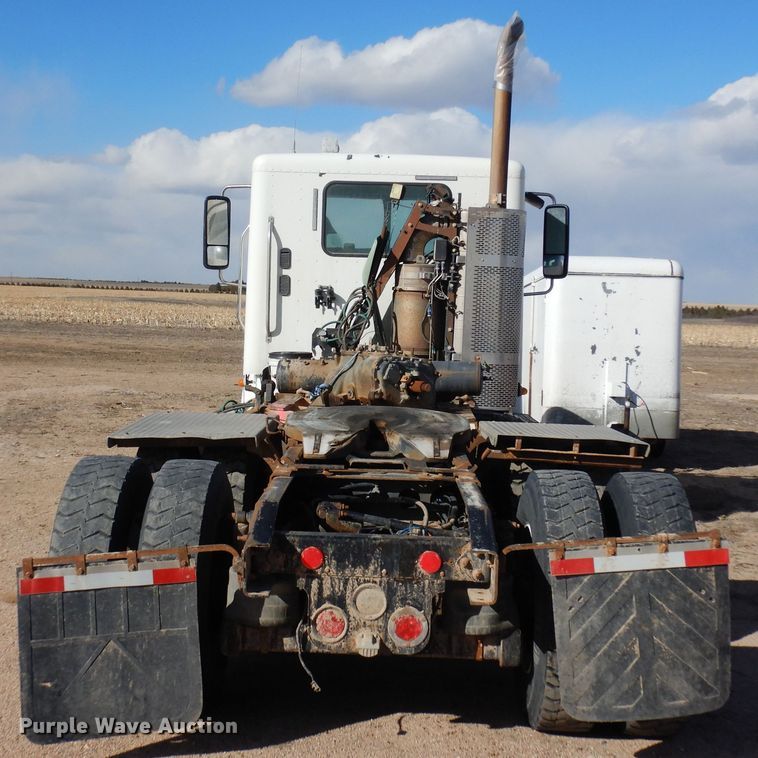 image for item DN6331 2011 Freightliner Coronado  semi truck