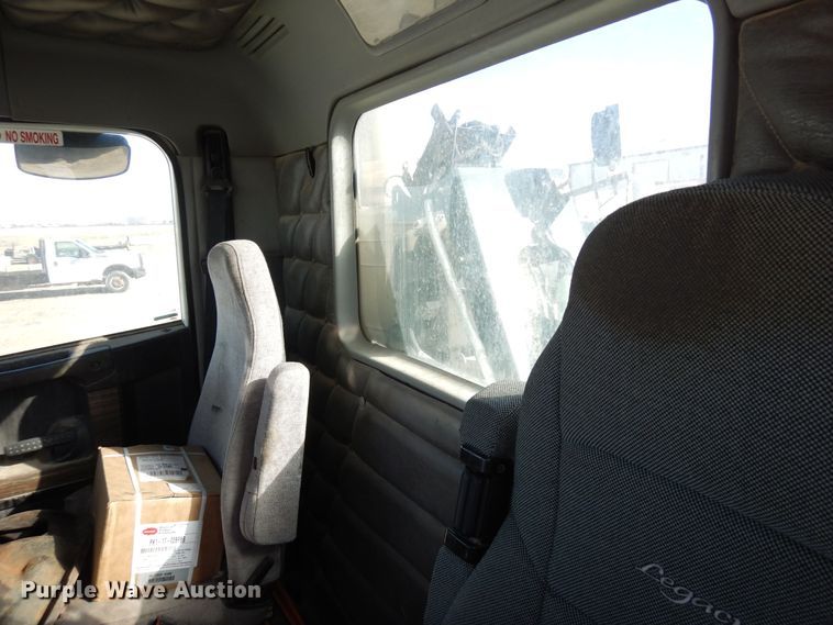 image for item DN6331 2011 Freightliner Coronado  semi truck