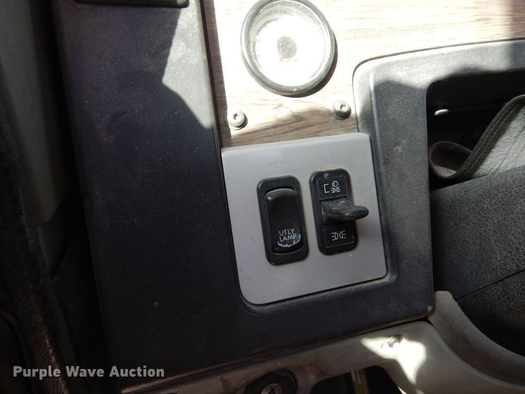 image for item DN6331 2011 Freightliner Coronado  semi truck